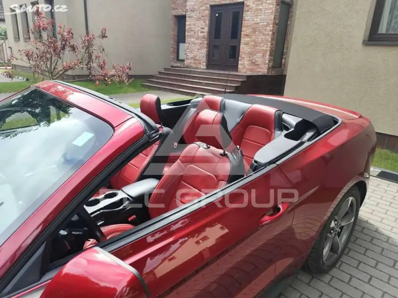 2016 Ford MUSTANG