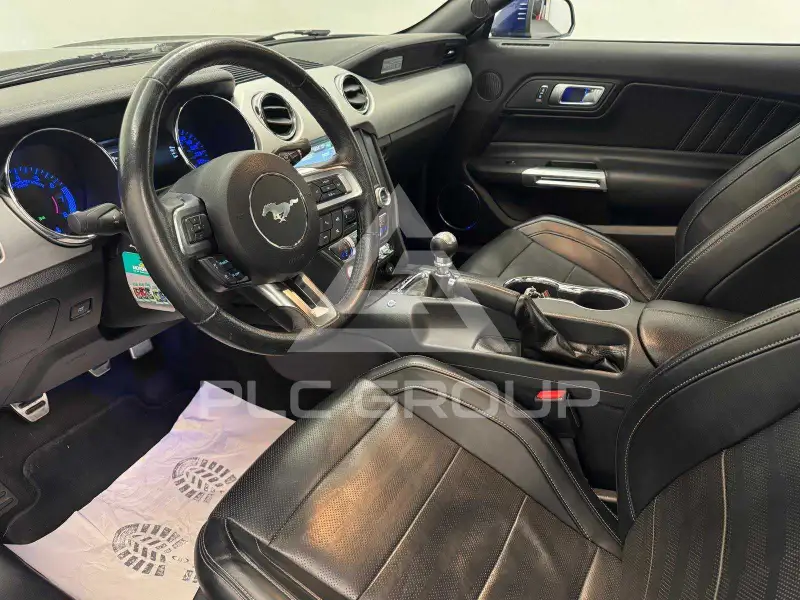 2016 Ford MUSTANG