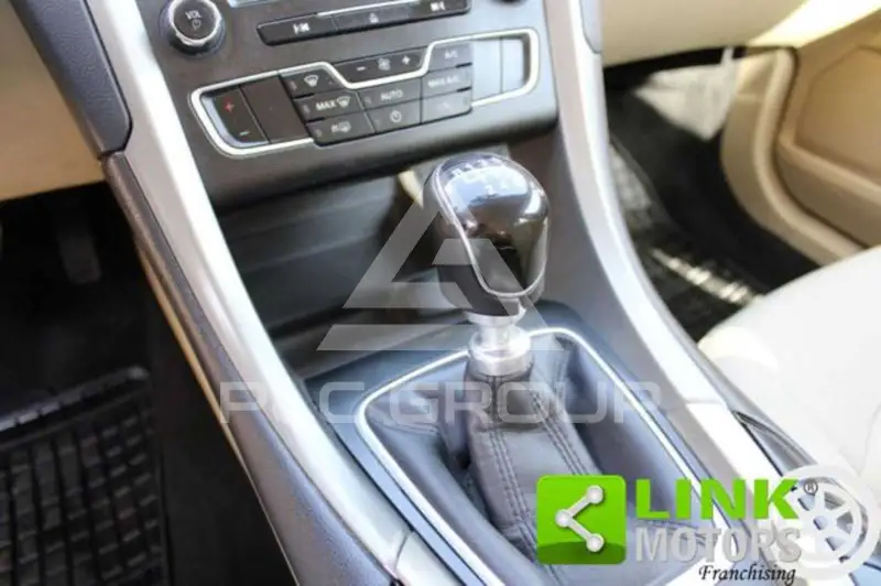 2016 Ford Mondeo