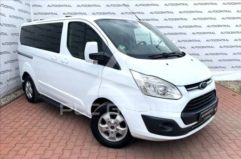 2016 Ford Tourneo