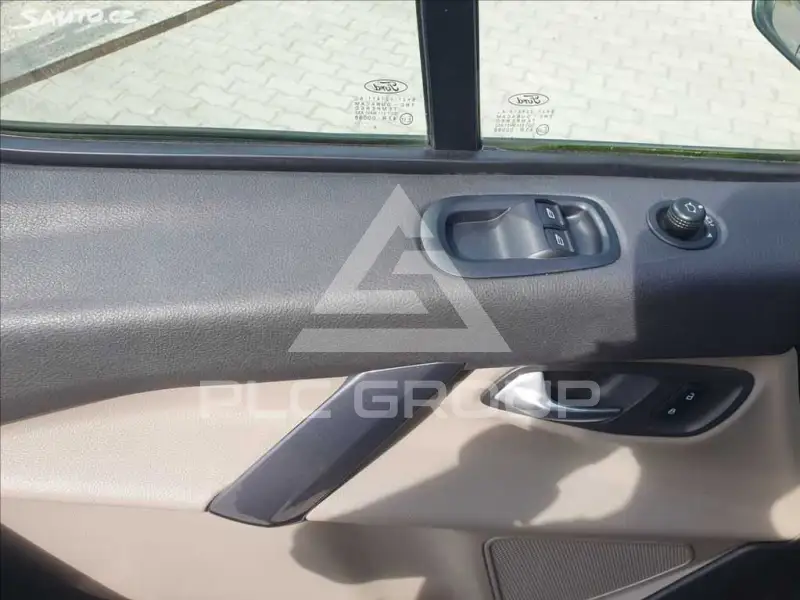 2016 Ford Tourneo