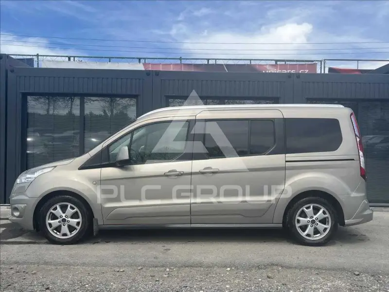 2016 Ford Tourneo