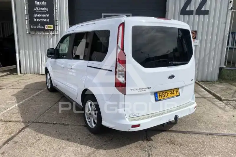 2016 Ford Tourneo