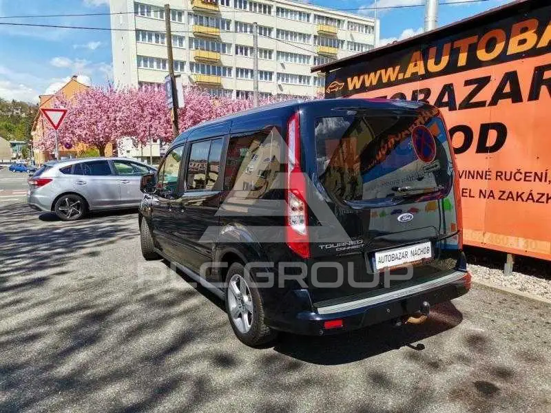 2016 Ford Tourneo