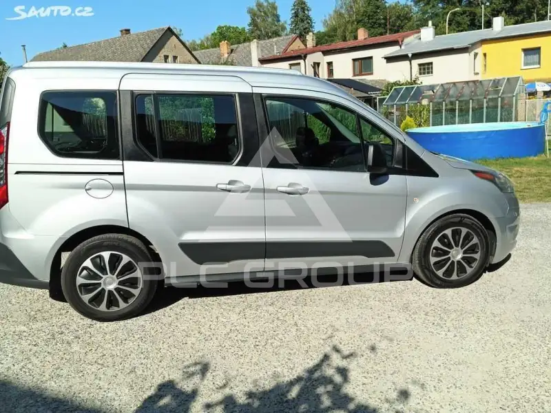 2016 Ford Tourneo