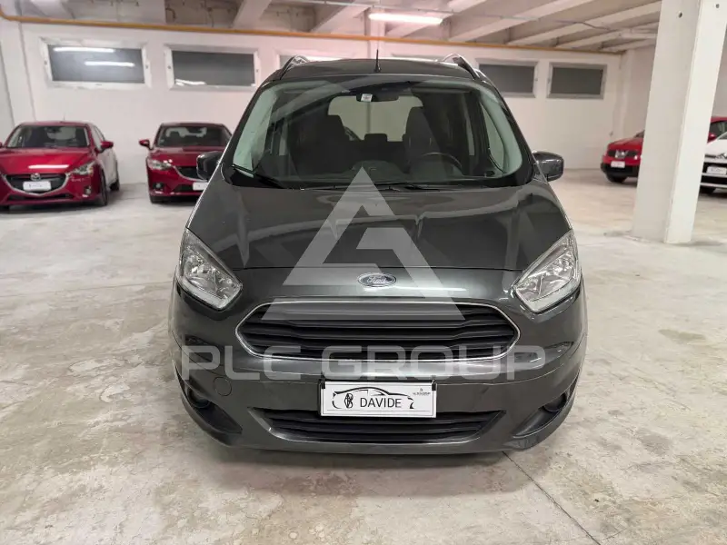 2016 Ford Tourneo