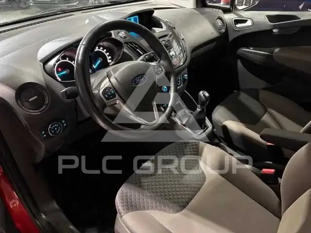 2016 Ford Tourneo