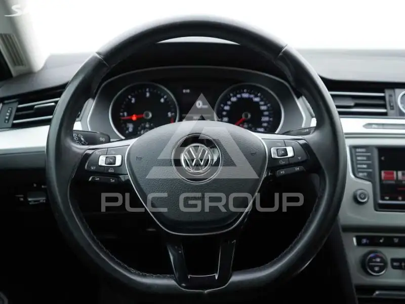 2016 Volkswagen Passat