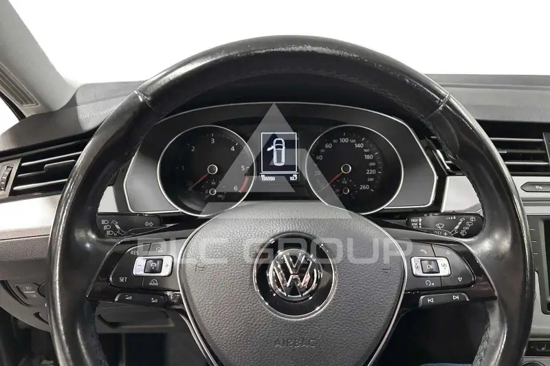 2016 Volkswagen Passat