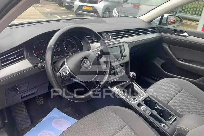 2016 Volkswagen Passat
