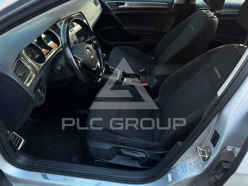 2016 Volkswagen GOLF