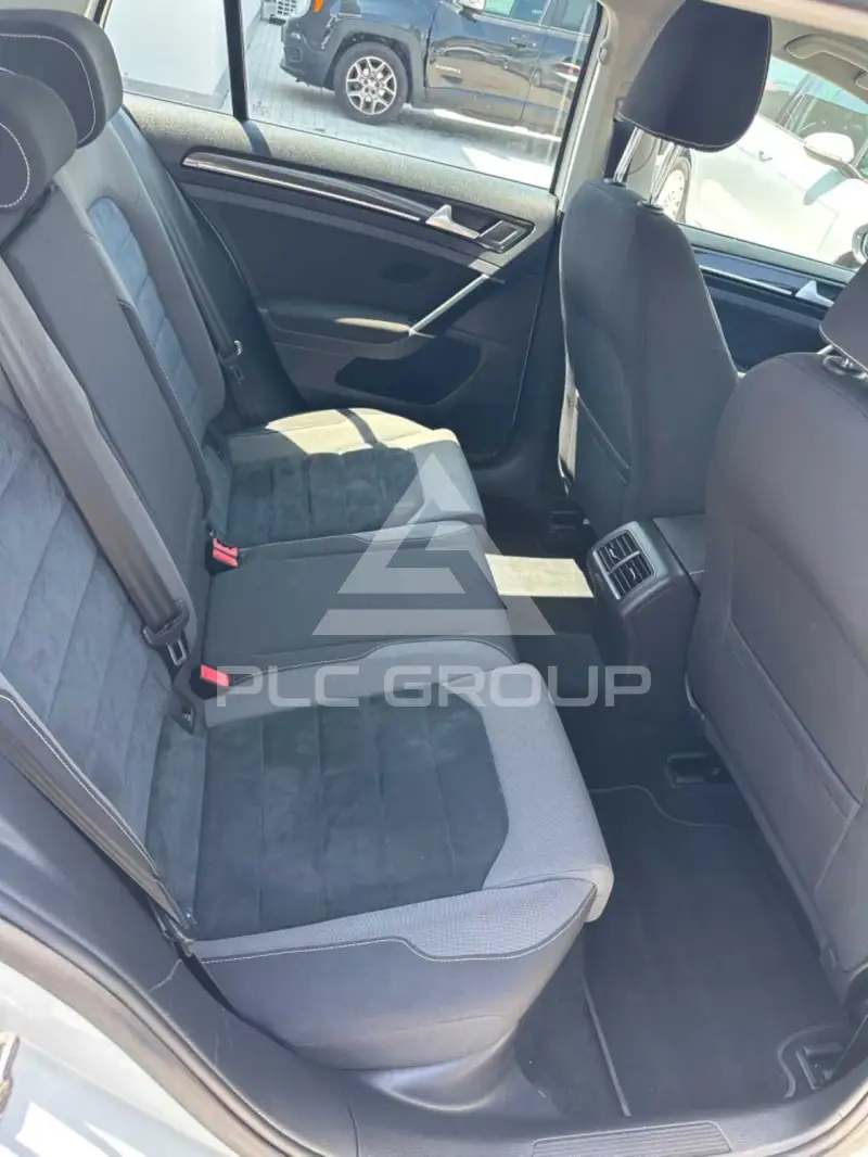 2016 Volkswagen GOLF