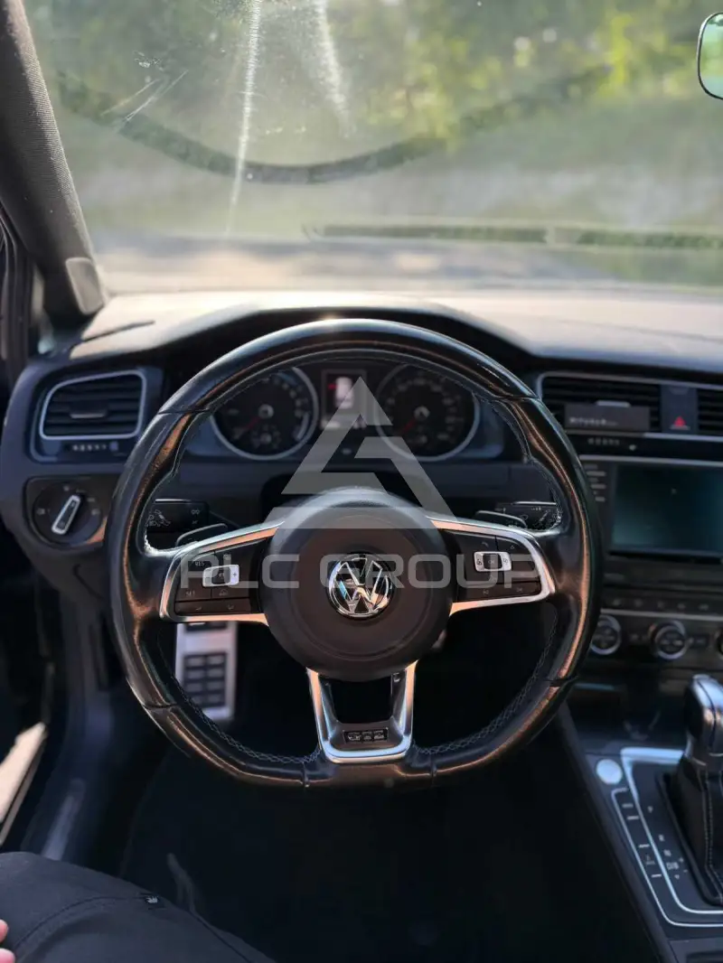 2016 Volkswagen GOLF