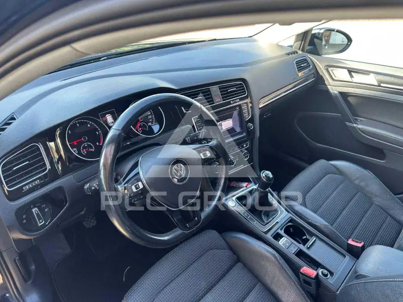 2016 Volkswagen GOLF