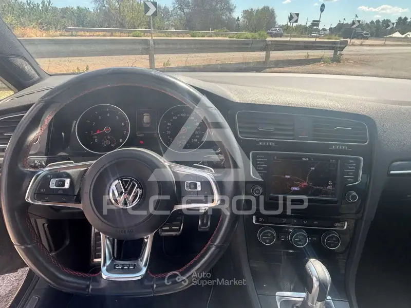 2016 Volkswagen GOLF