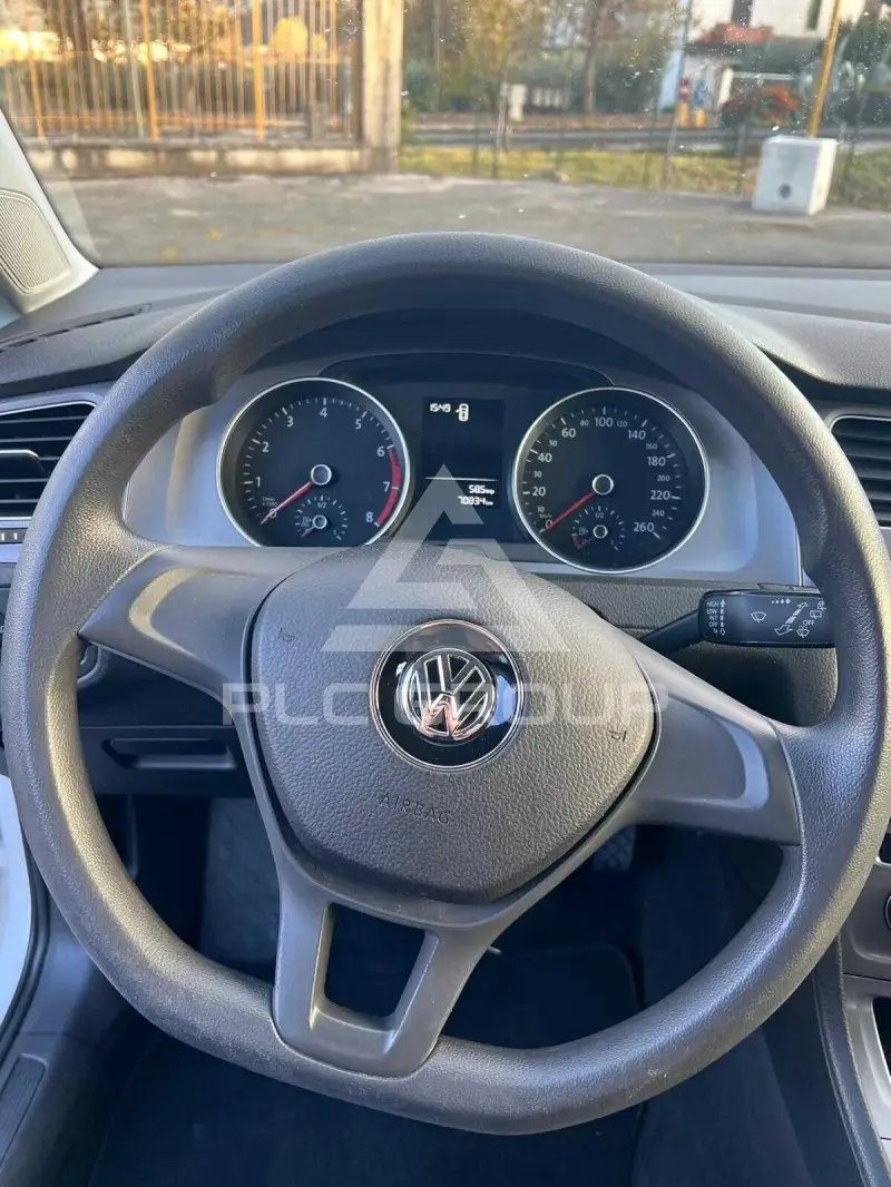 2016 Volkswagen GOLF
