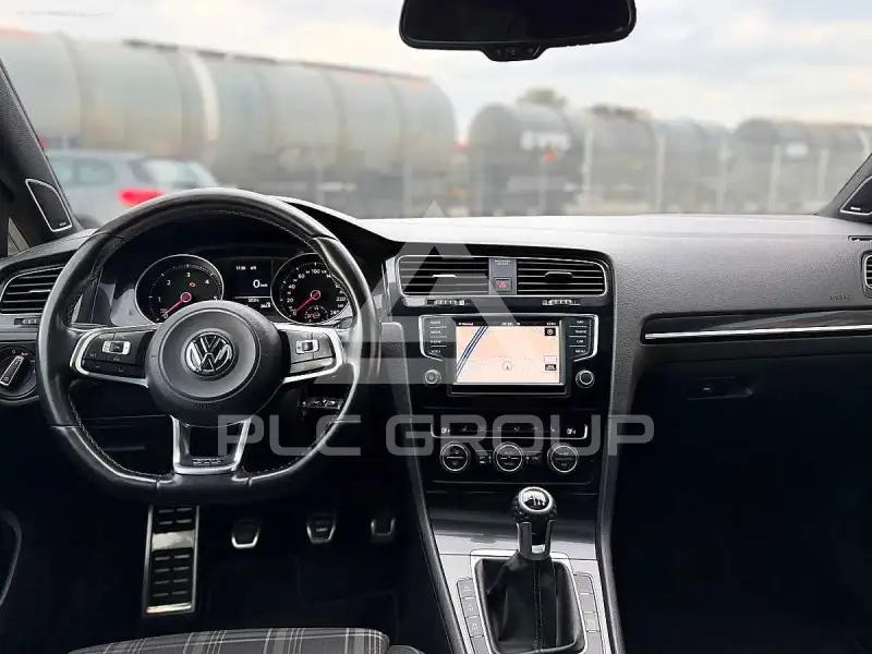 2016 Volkswagen GOLF