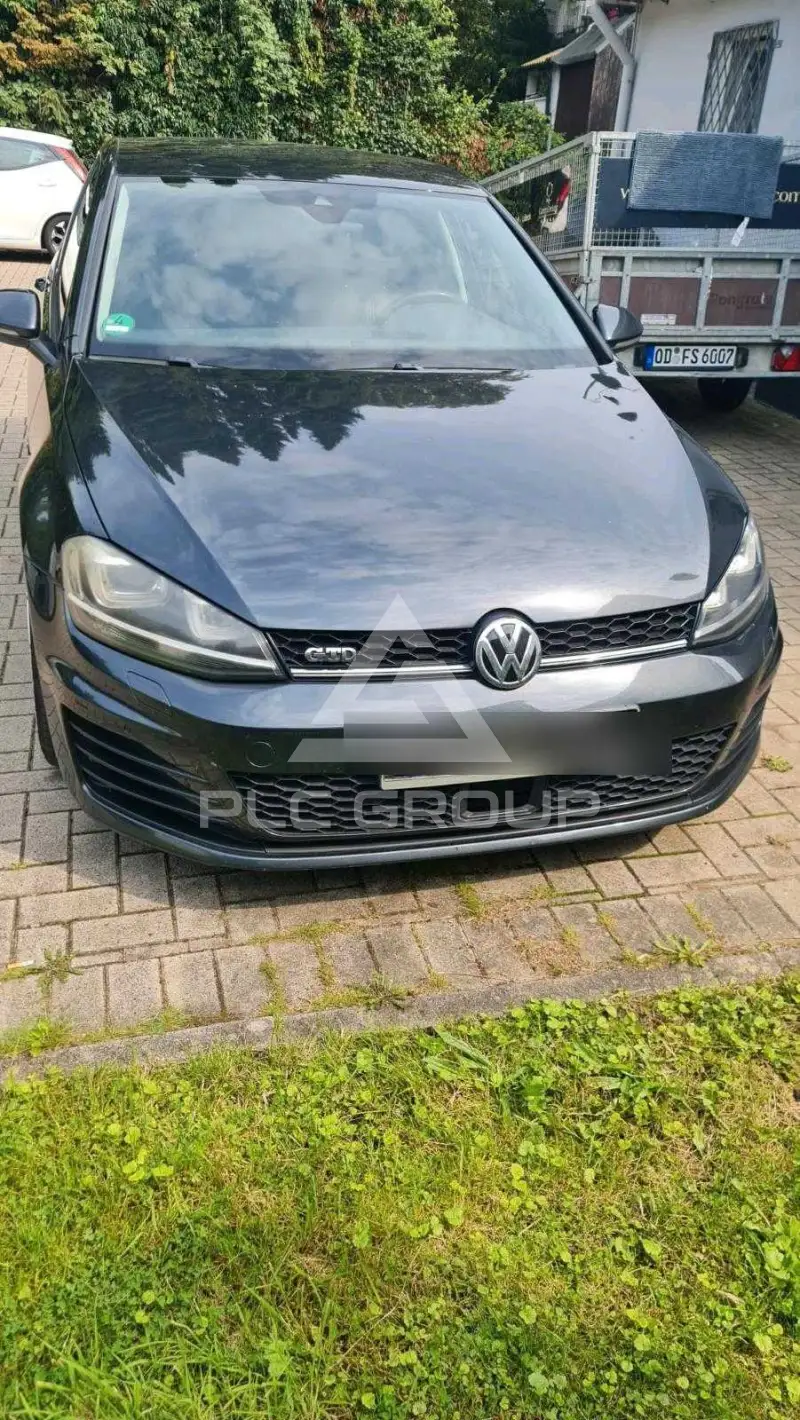2016 Volkswagen GOLF