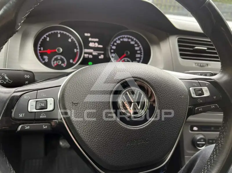 2016 Volkswagen GOLF