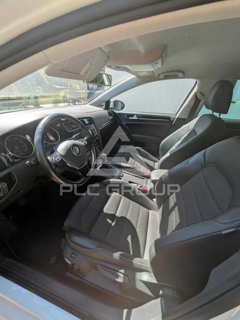 2016 Volkswagen GOLF