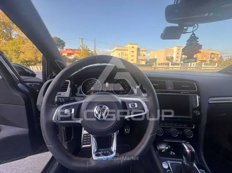 2016 Volkswagen GOLF