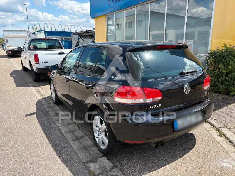 2016 Volkswagen GOLF