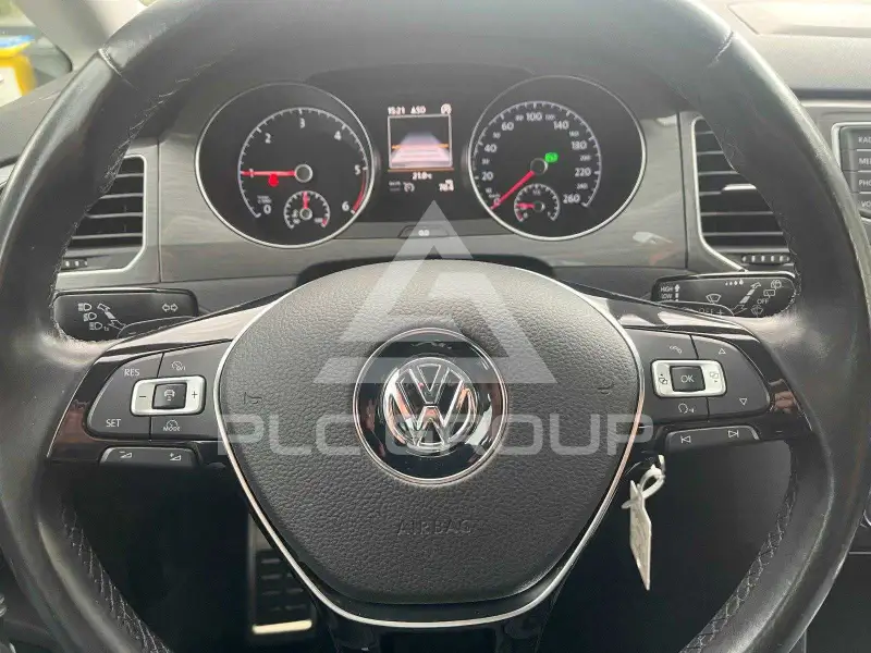2016 Volkswagen GOLF