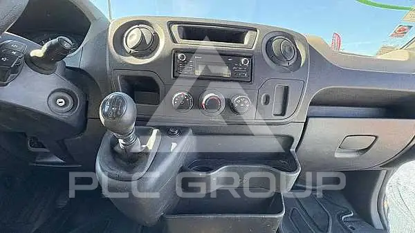 2016 Renault Master