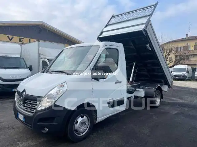 2016 Renault Master