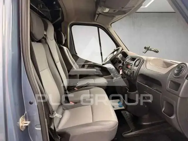 2016 Renault Master