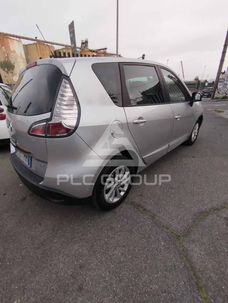 2016 Renault Scenic