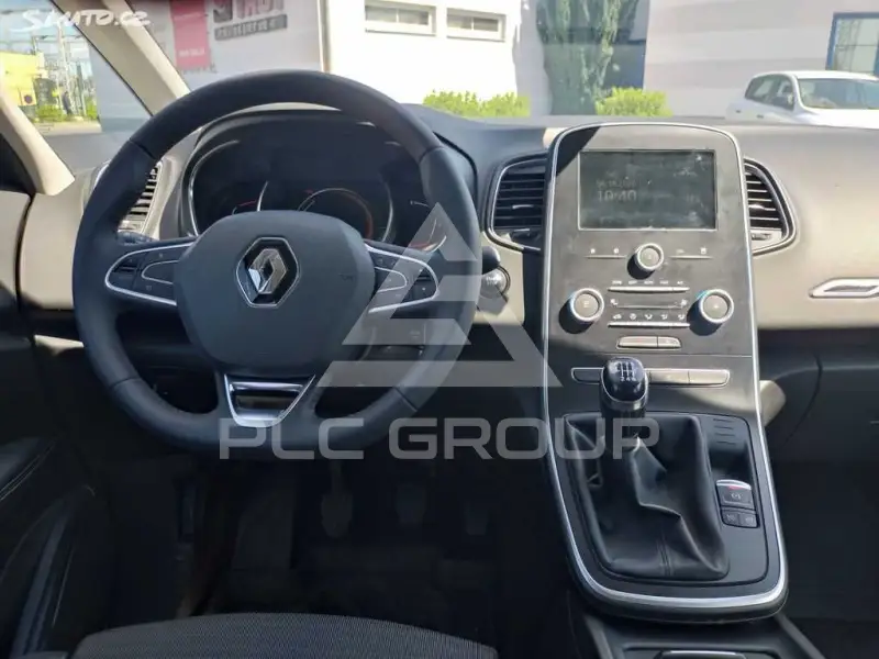 2016 Renault Scenic