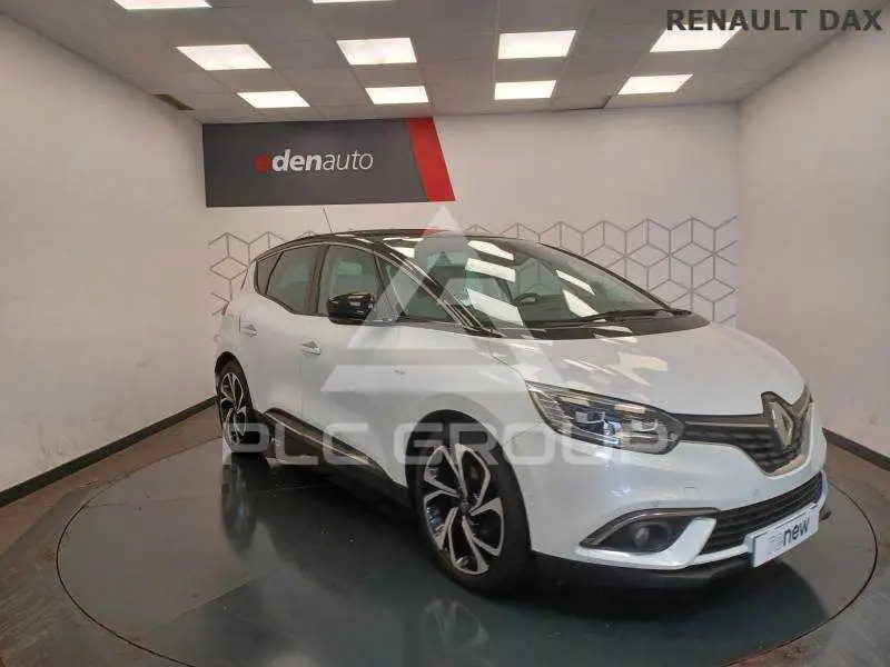 2016 Renault Scenic