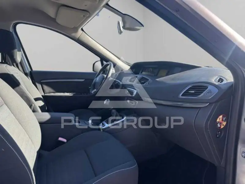 2016 Renault Scenic