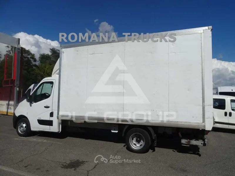 2016 Opel Movano