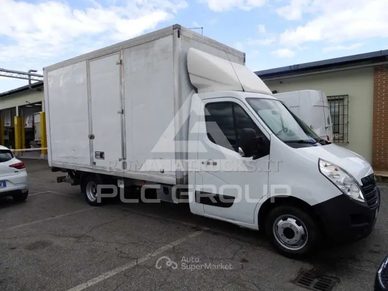 2016 Opel Movano