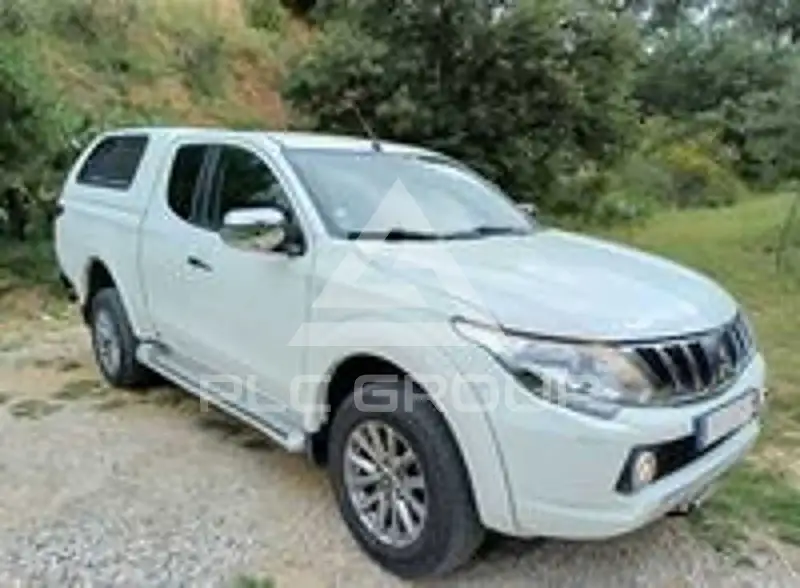 2017 Mitsubishi L200