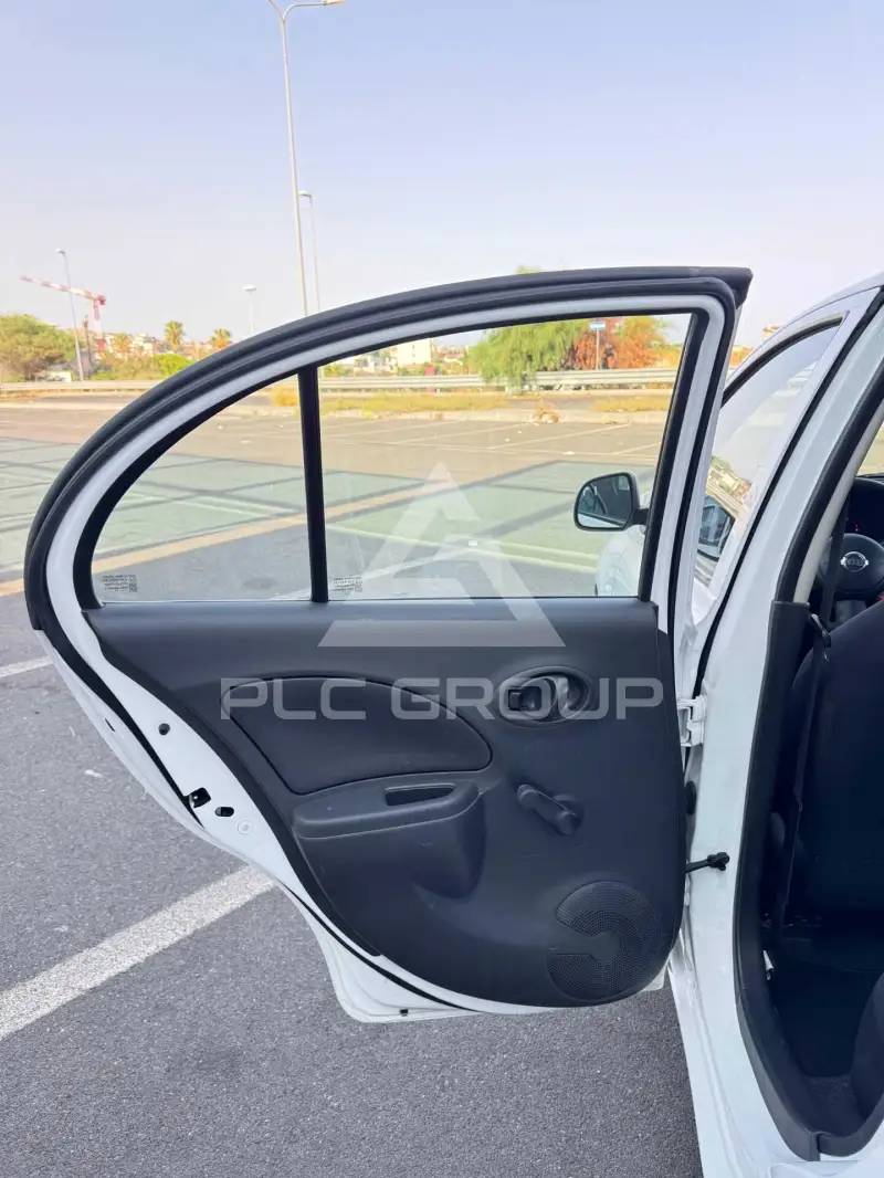 2017 Nissan MICRA