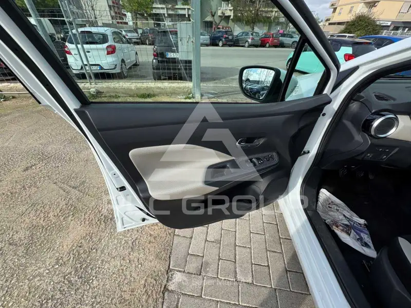2017 Nissan MICRA