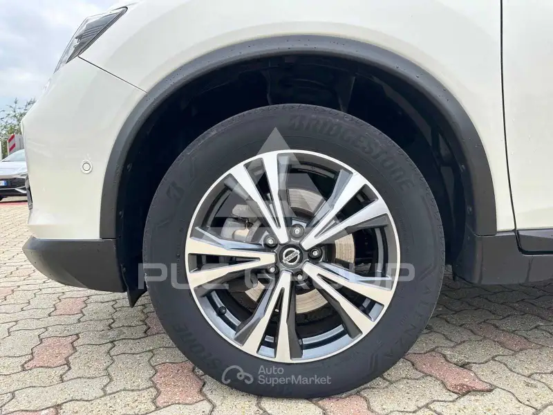 2017 Nissan X-TRAIL