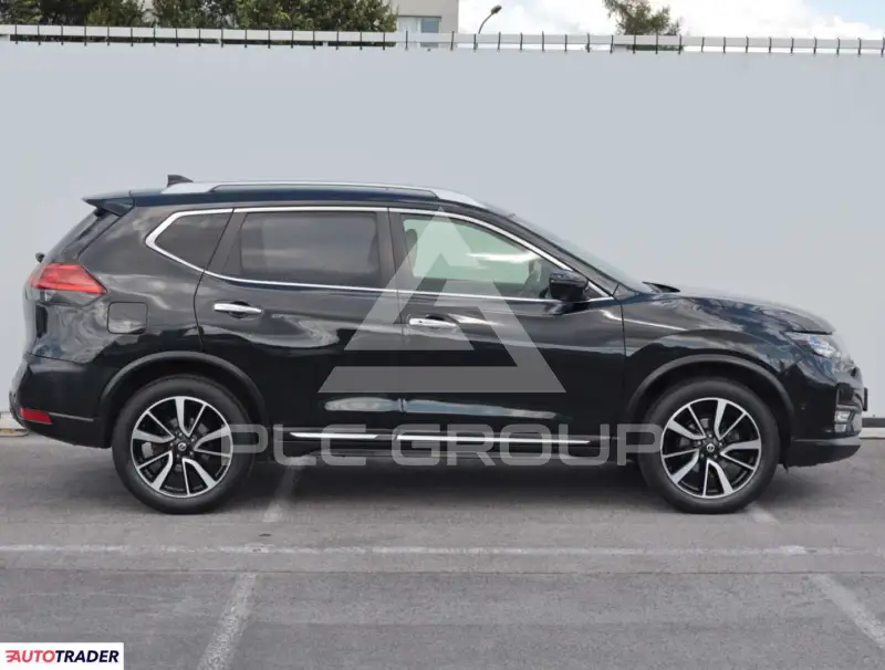 2017 Nissan X-TRAIL