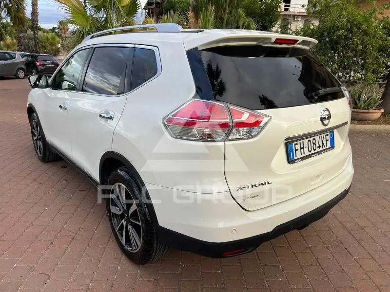 2017 Nissan X-TRAIL