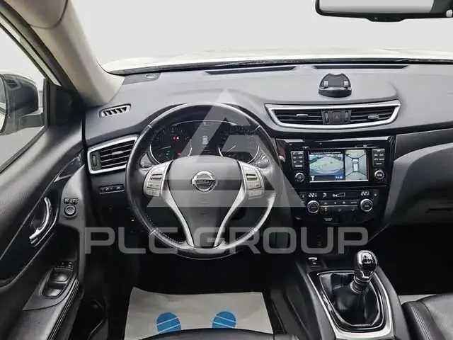 2017 Nissan X-TRAIL