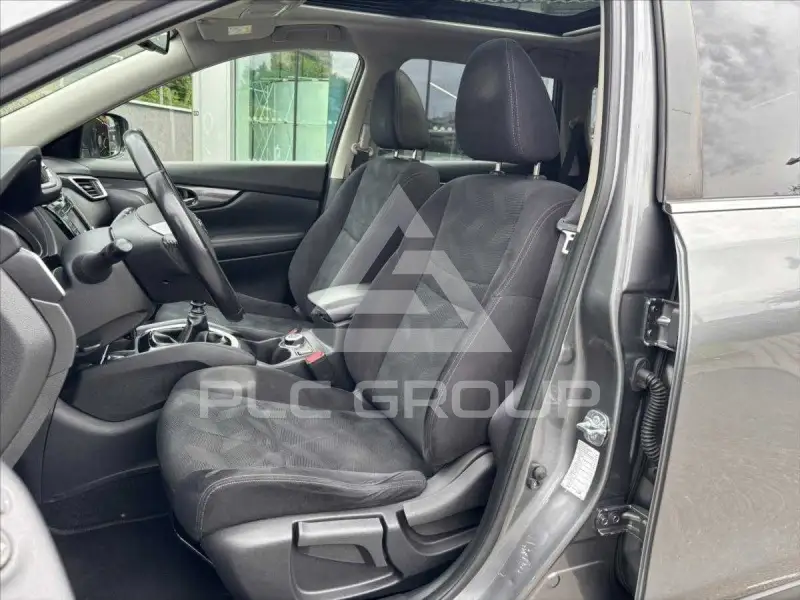 2017 Nissan X-TRAIL