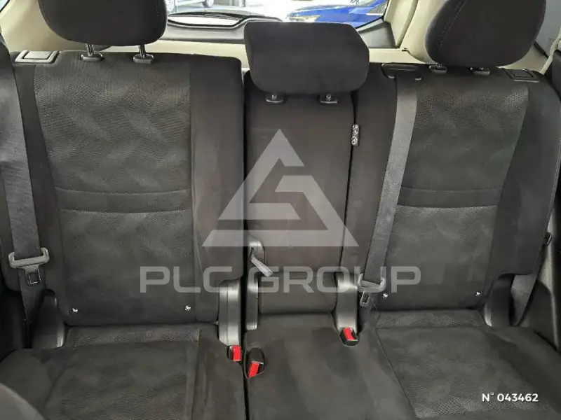 2017 Nissan X-TRAIL
