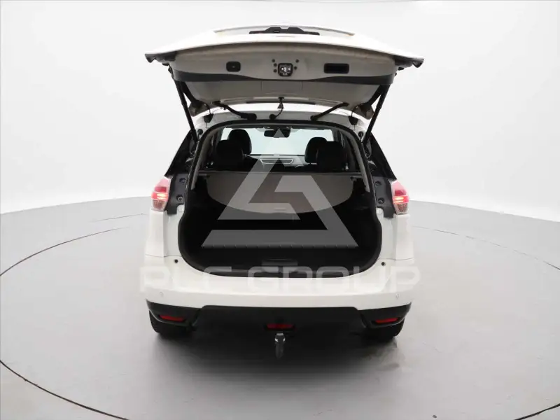 2017 Nissan X-TRAIL