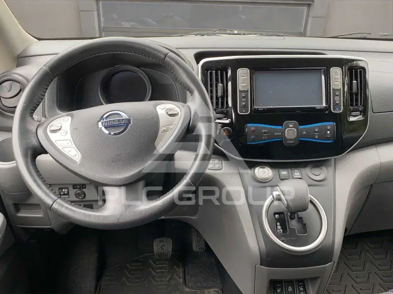 2017 Nissan NV