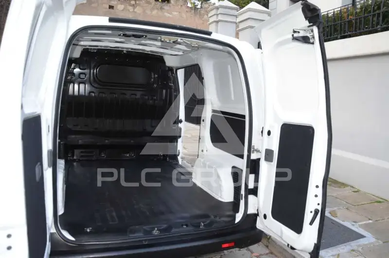 2017 Nissan NV