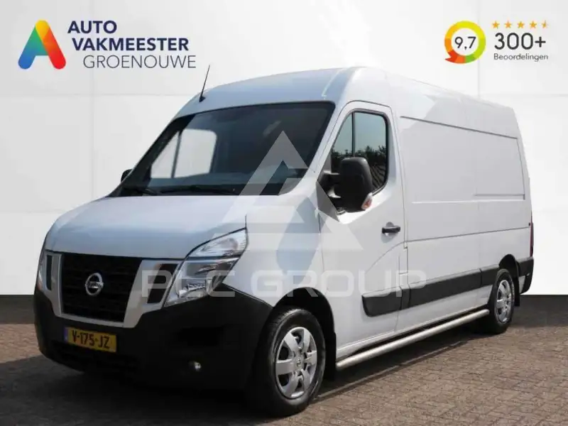 2017 Nissan NV