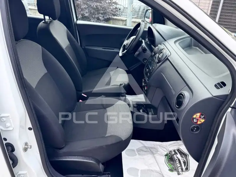2017 Dacia Lodgy